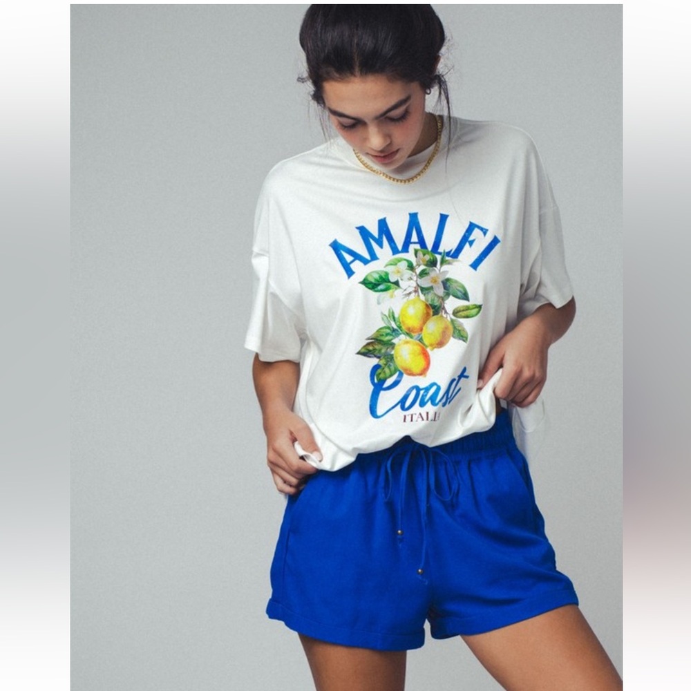 152. Linen air flow relaxed short in cobalt blue